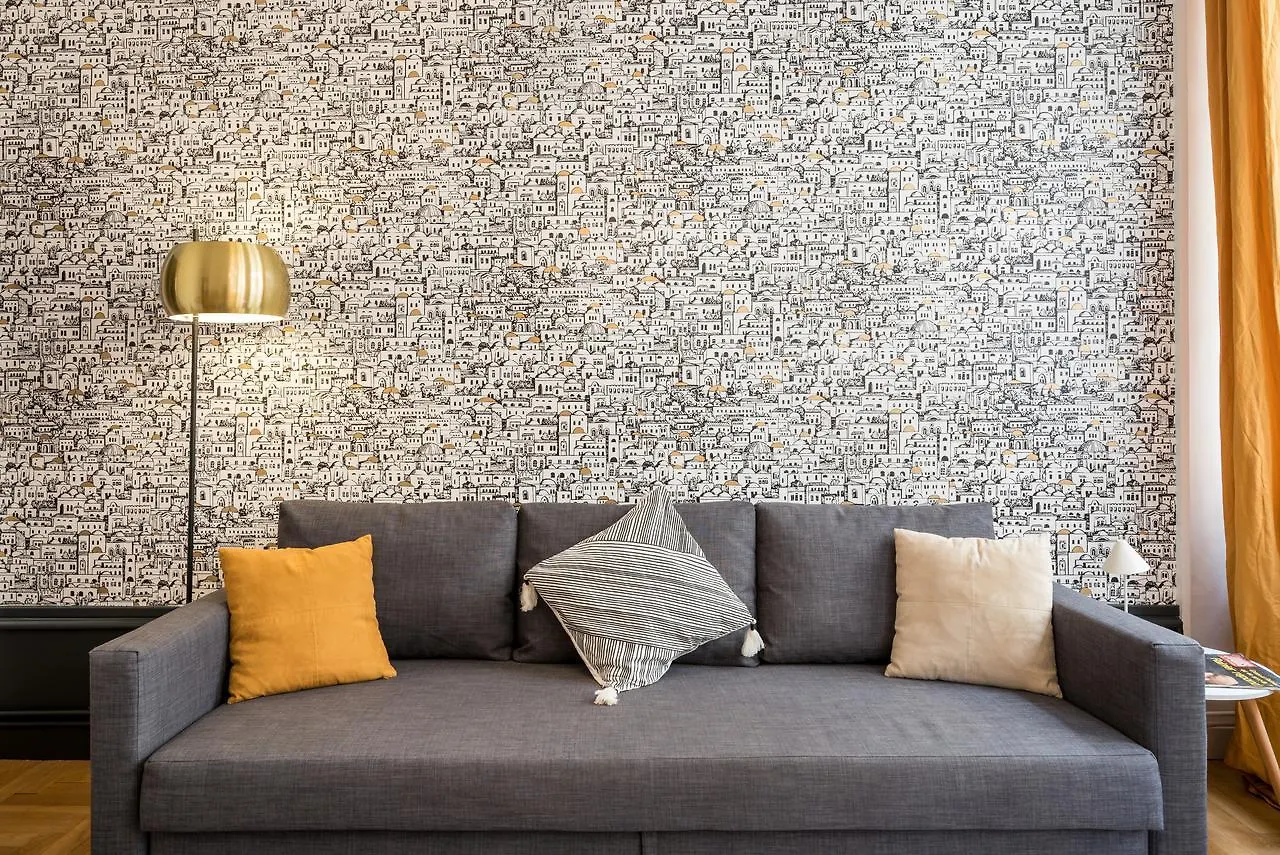 Honore - Suite Trois Maries Lyon France